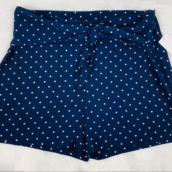 🔥BAR III🔥POLKA-DOT TIE-WAIST NAVY & WHITE SHORTS SIZE 10 NWT - Picture 3 of 4